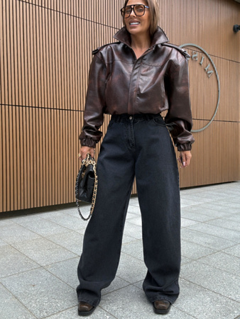 Jeans with a hole - Medium Jeans